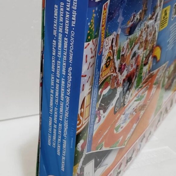 Hot Wheels 2025 Advent Calendar with 10 Toy Vehicles in 164 Scale & 24 Accessori - Picture 9 of 10